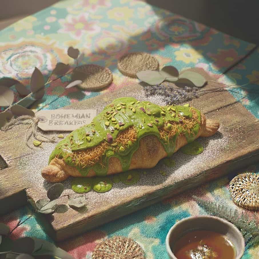 Pistakunafa Croissant