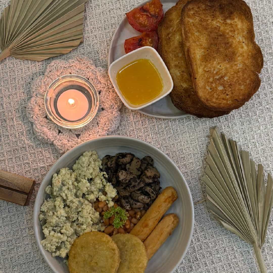 English Breakfast (With Chicken Sausages)